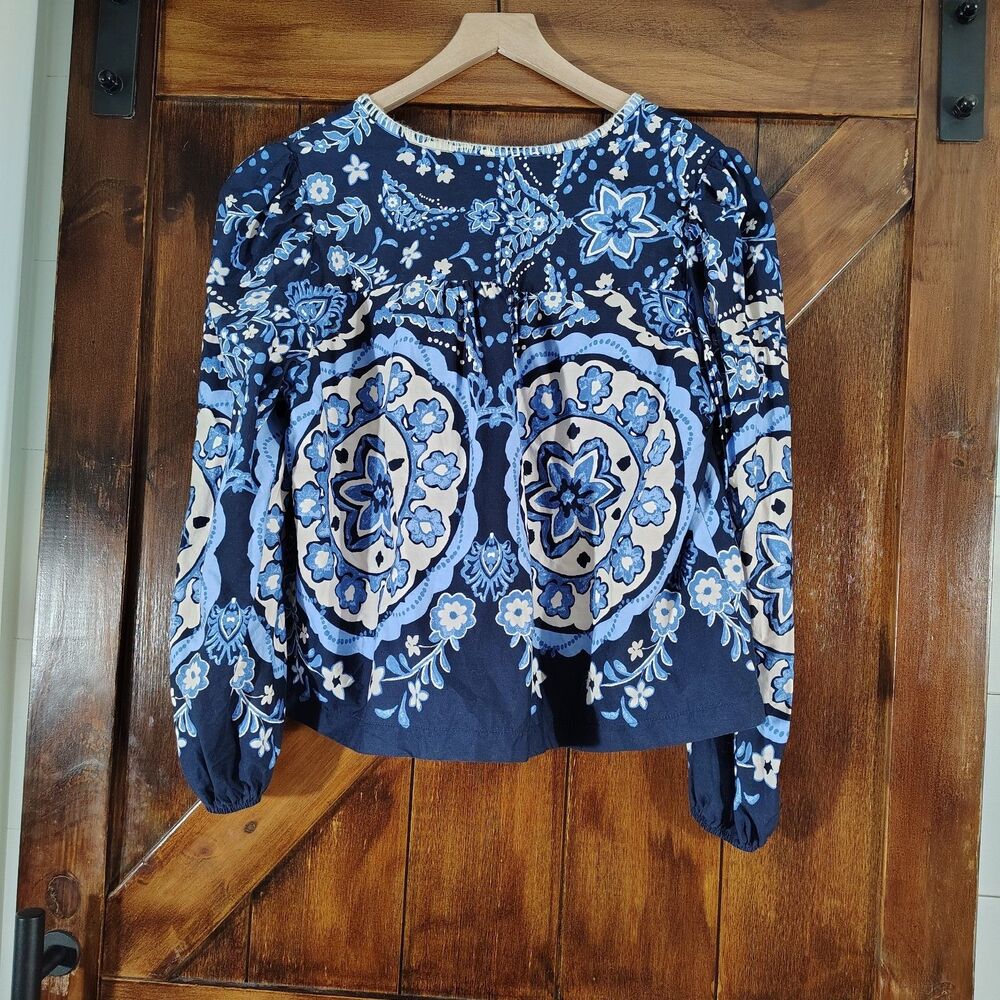 &Merci Boho Medallion Peasant Blouse Size L Tie Neck Blue Boutique - Picture 6 of 8